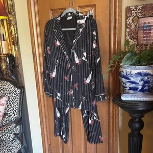 Women’s Soma Champagne and Roses Black Striped Pajama Set, size Large